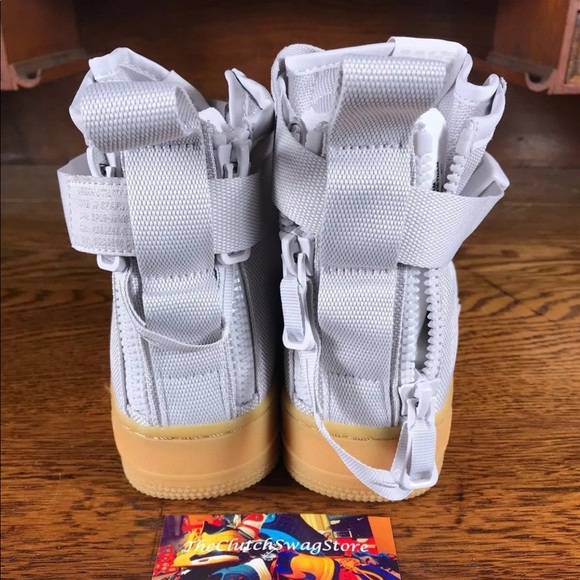 ✔️😍Nike AIR FORCE 1 SF Mid WMNS Grey/Tan Multi Sz - Picture 5 of 5